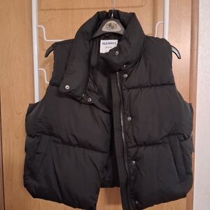 Old Navy Black Quilted Puffer Vest